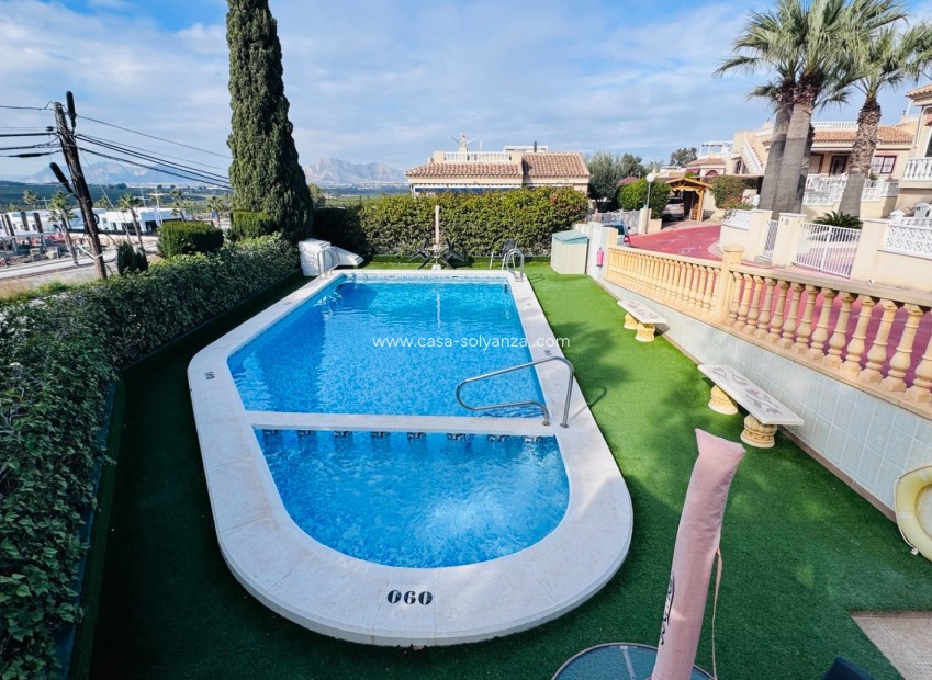 Resale - Villa - Algorfa