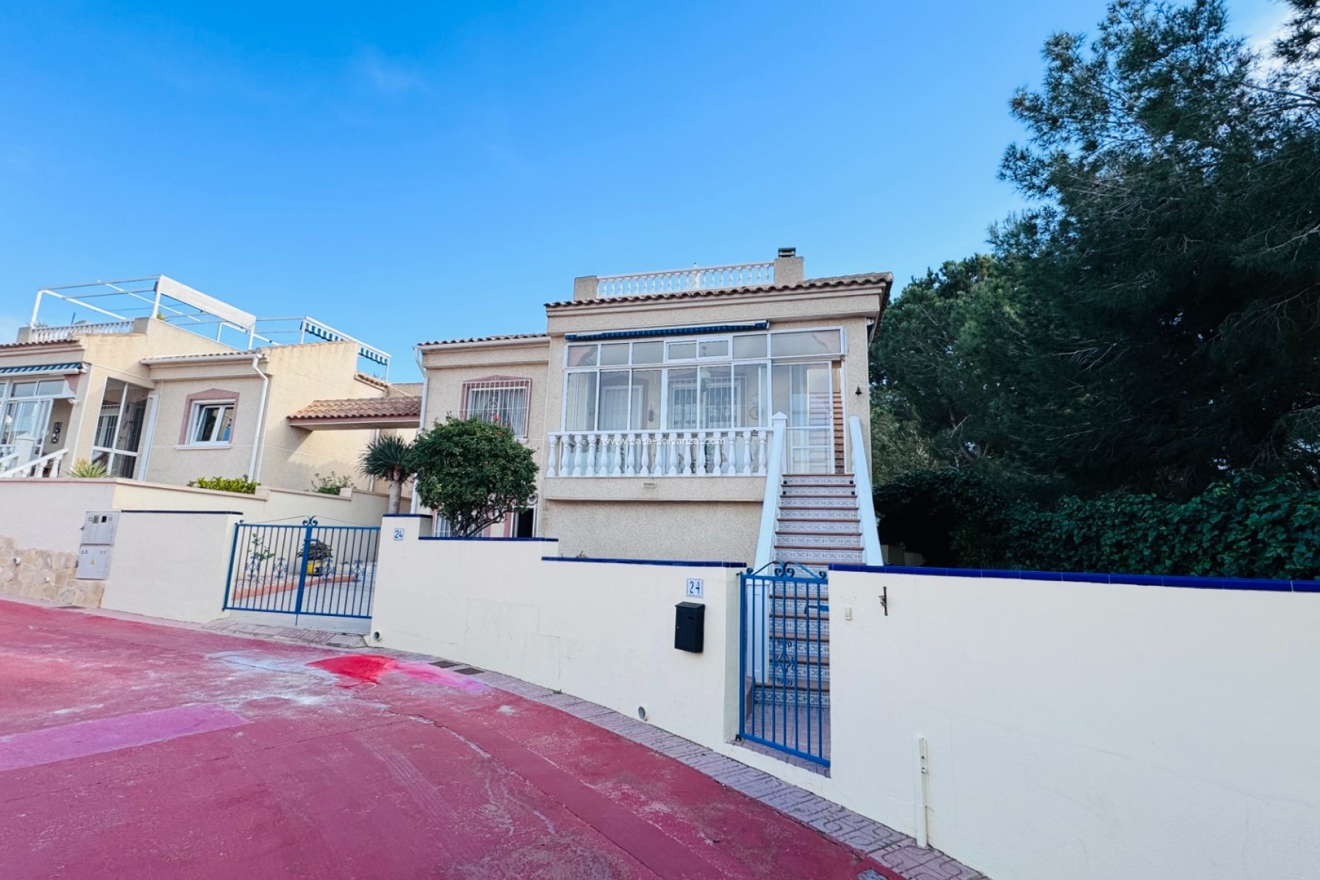 Resale - Villa - Algorfa