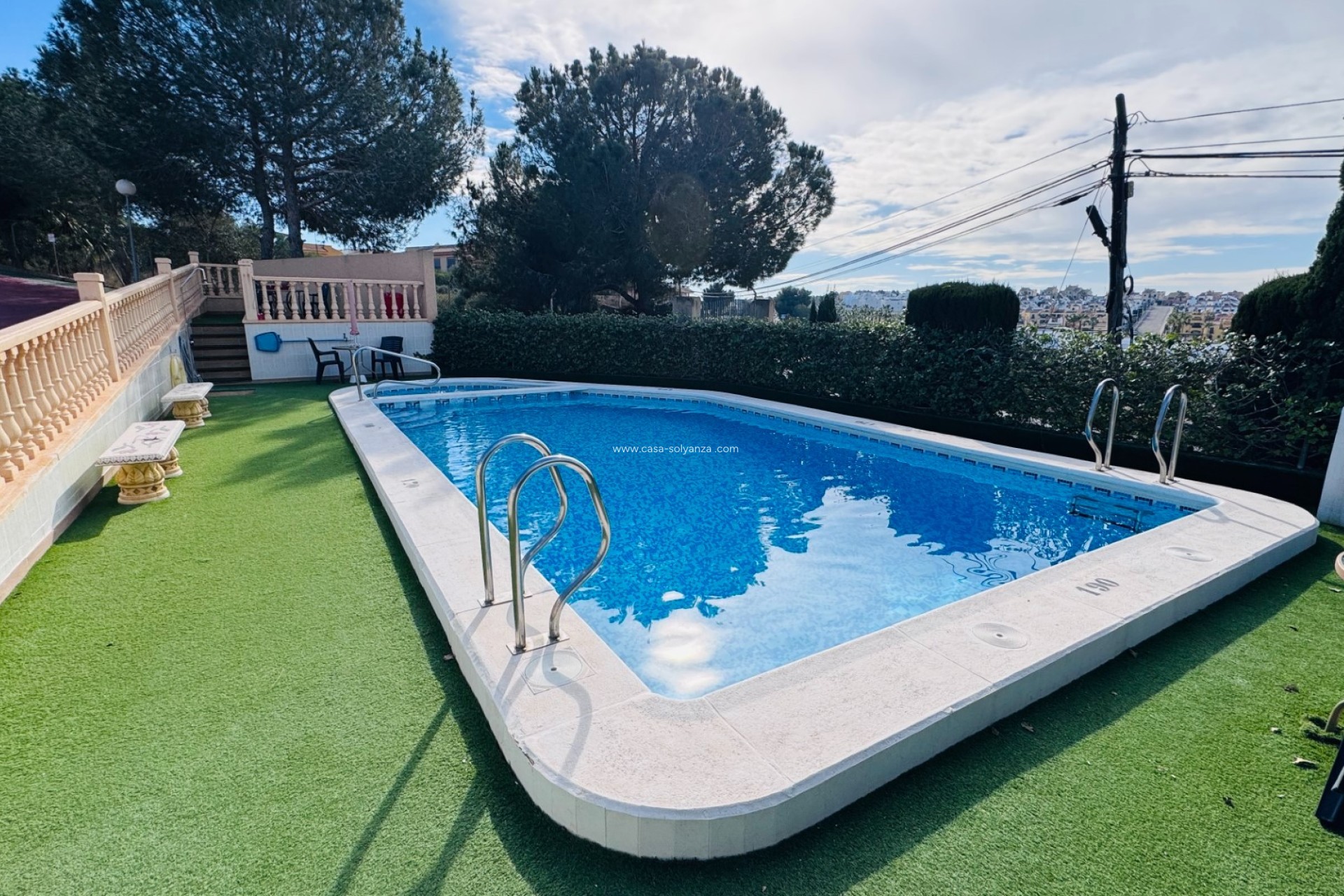 Resale - Villa - Algorfa