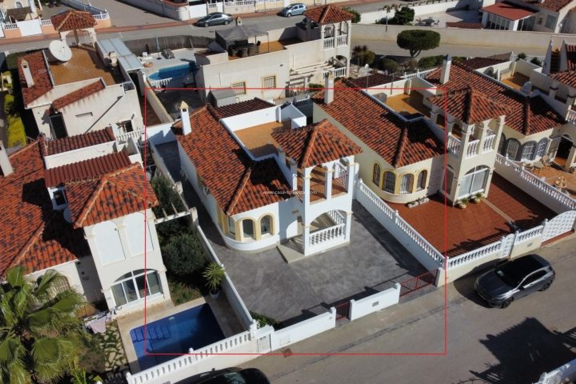 Resale - Villa - Algorfa