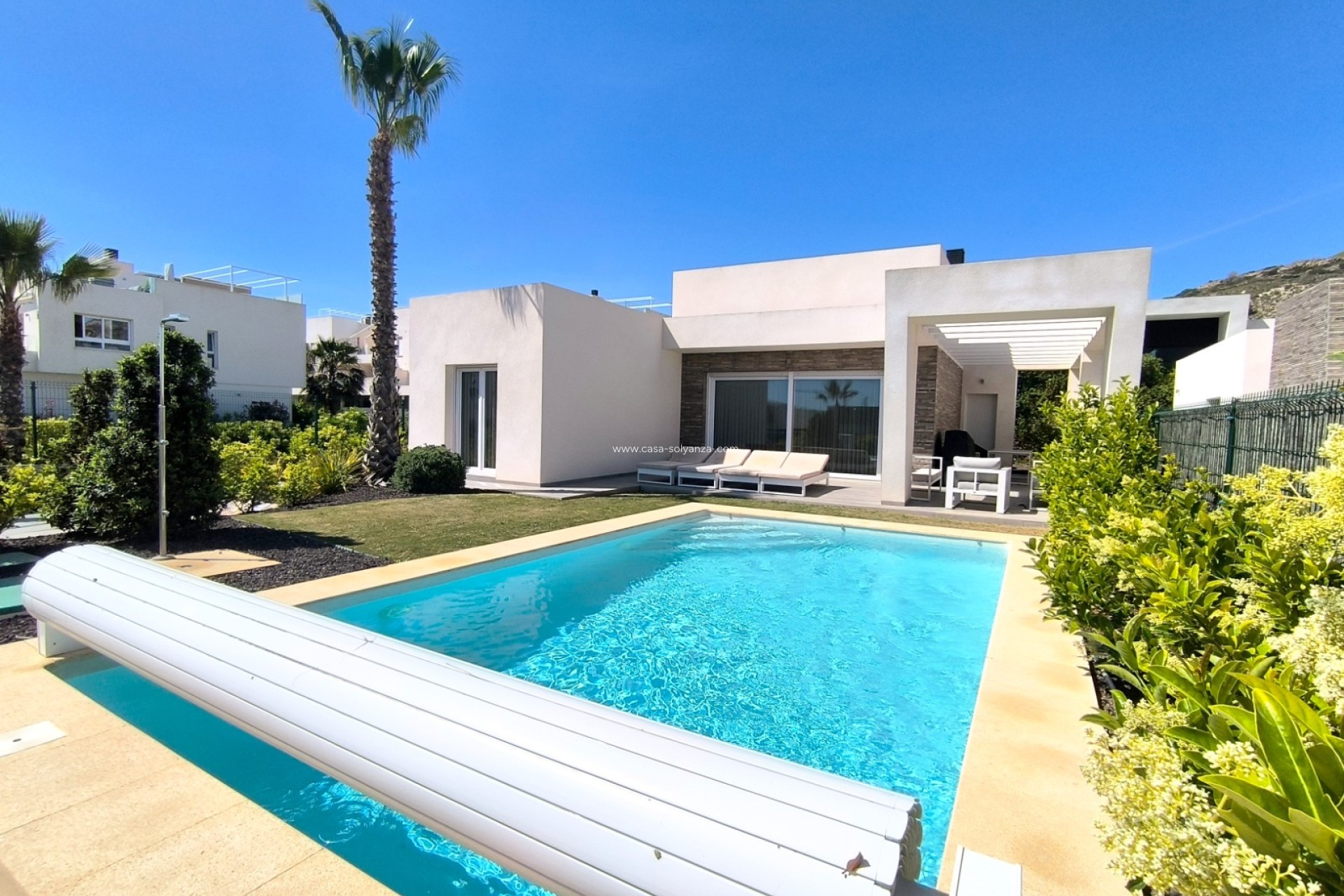 Resale - Villa - Algorfa