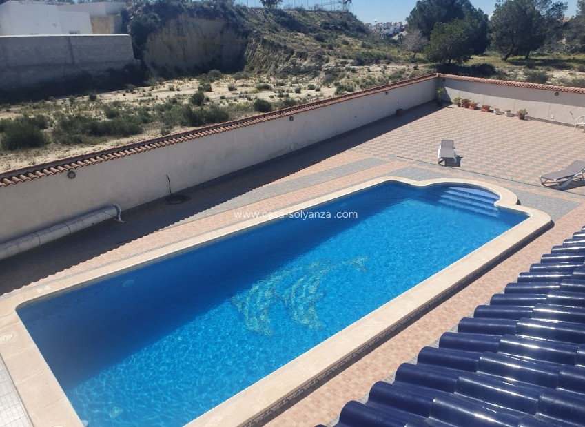 Resale - Villa - Algorfa