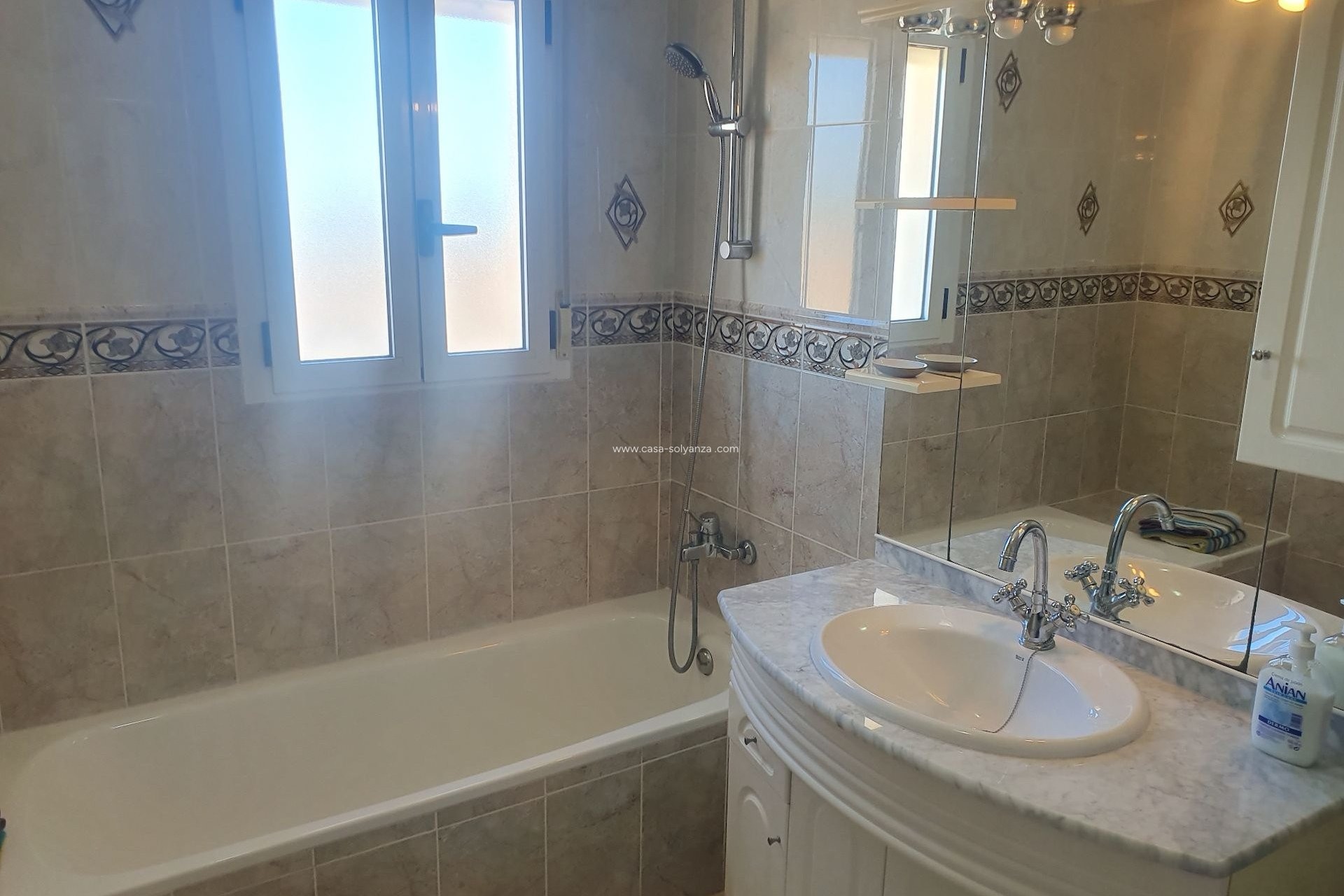 Resale - Villa - Algorfa