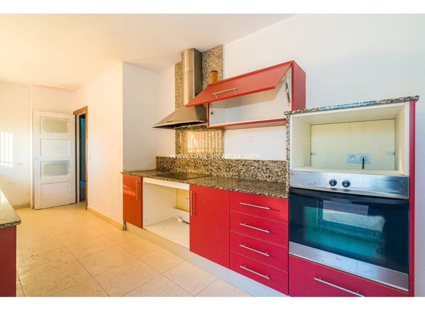 Resale - Villa - Alicante - 0