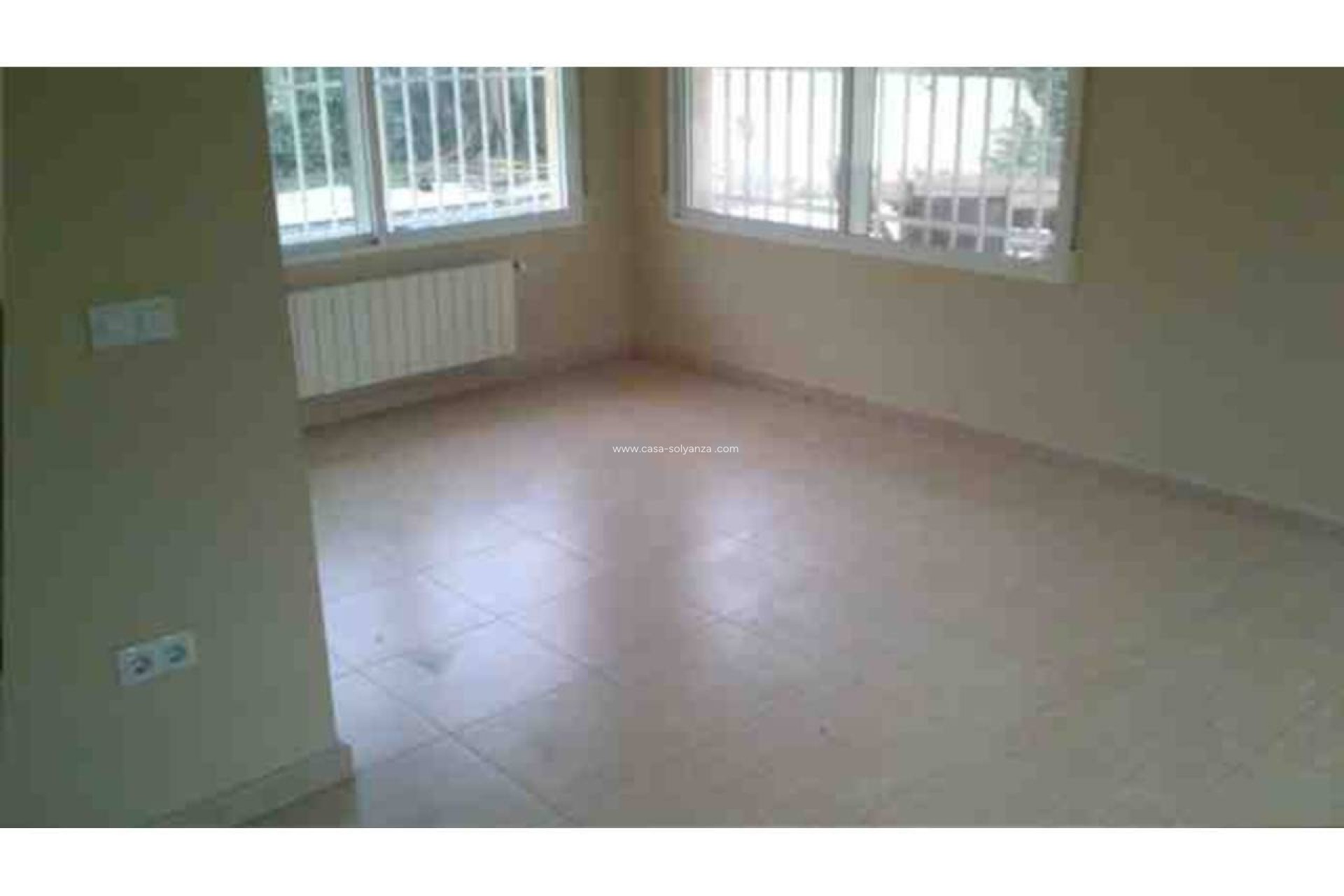 Resale - Villa - Alicante - 0