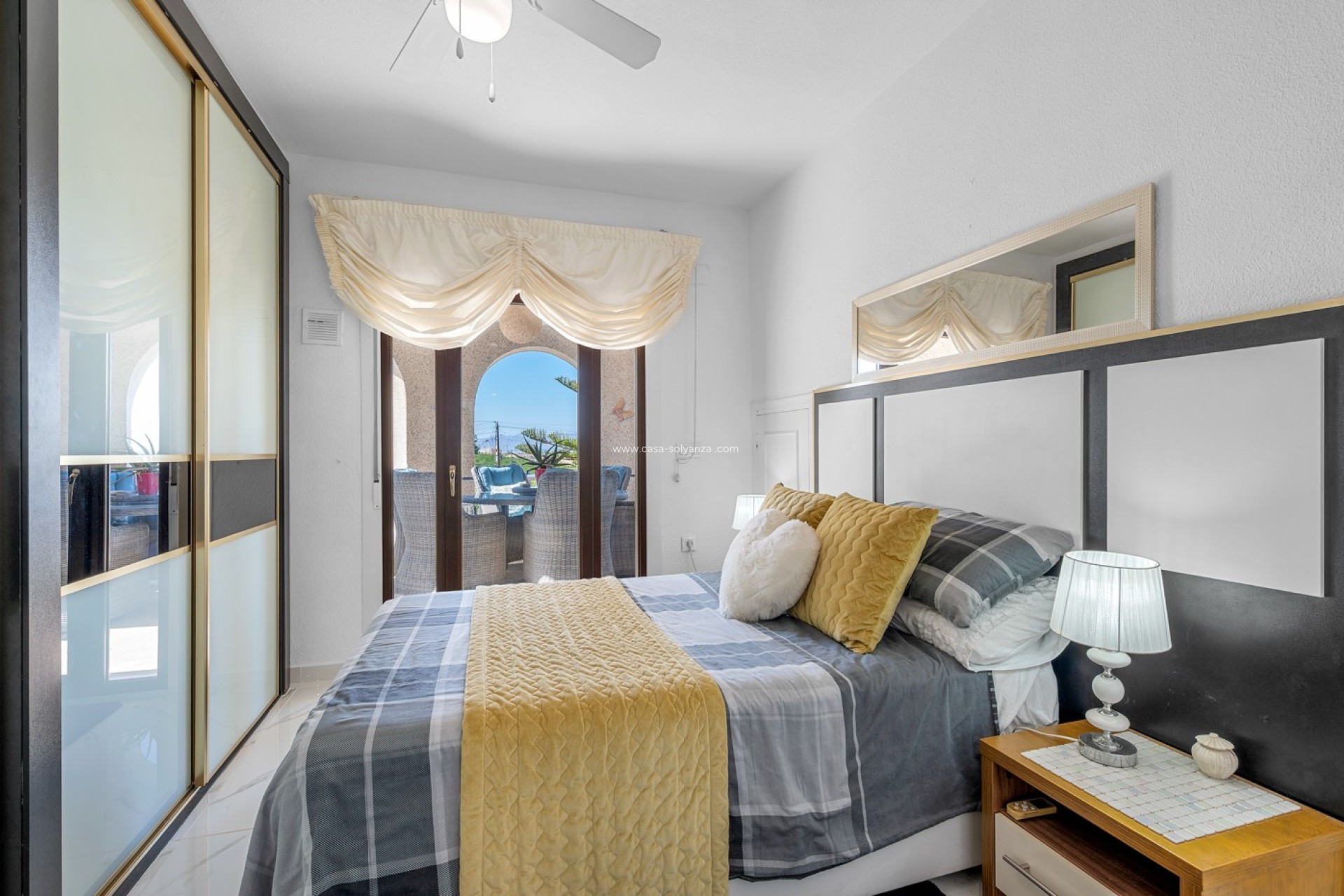 Resale - Villa - Almoradí - almoradi