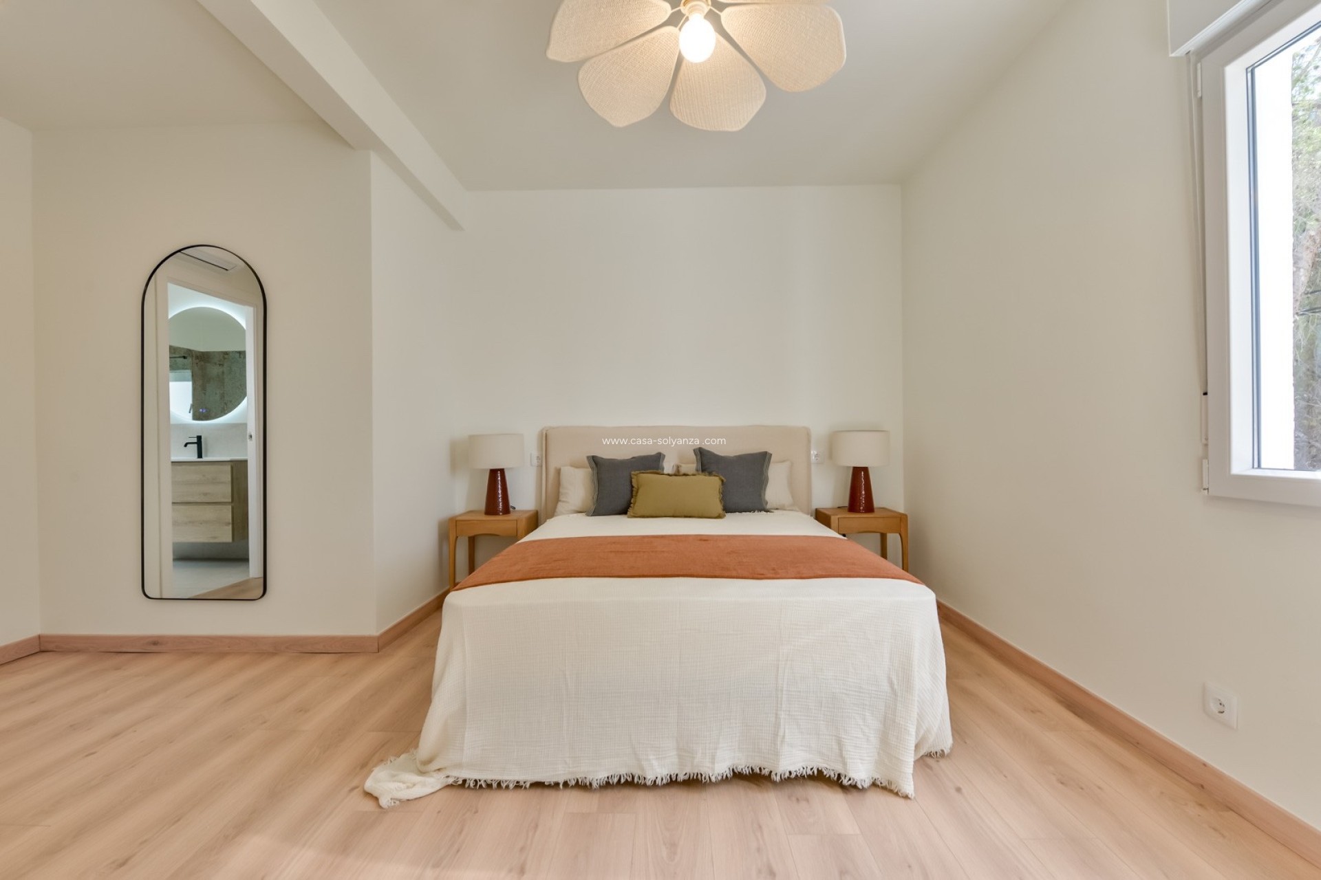 Resale - Villa - Altea