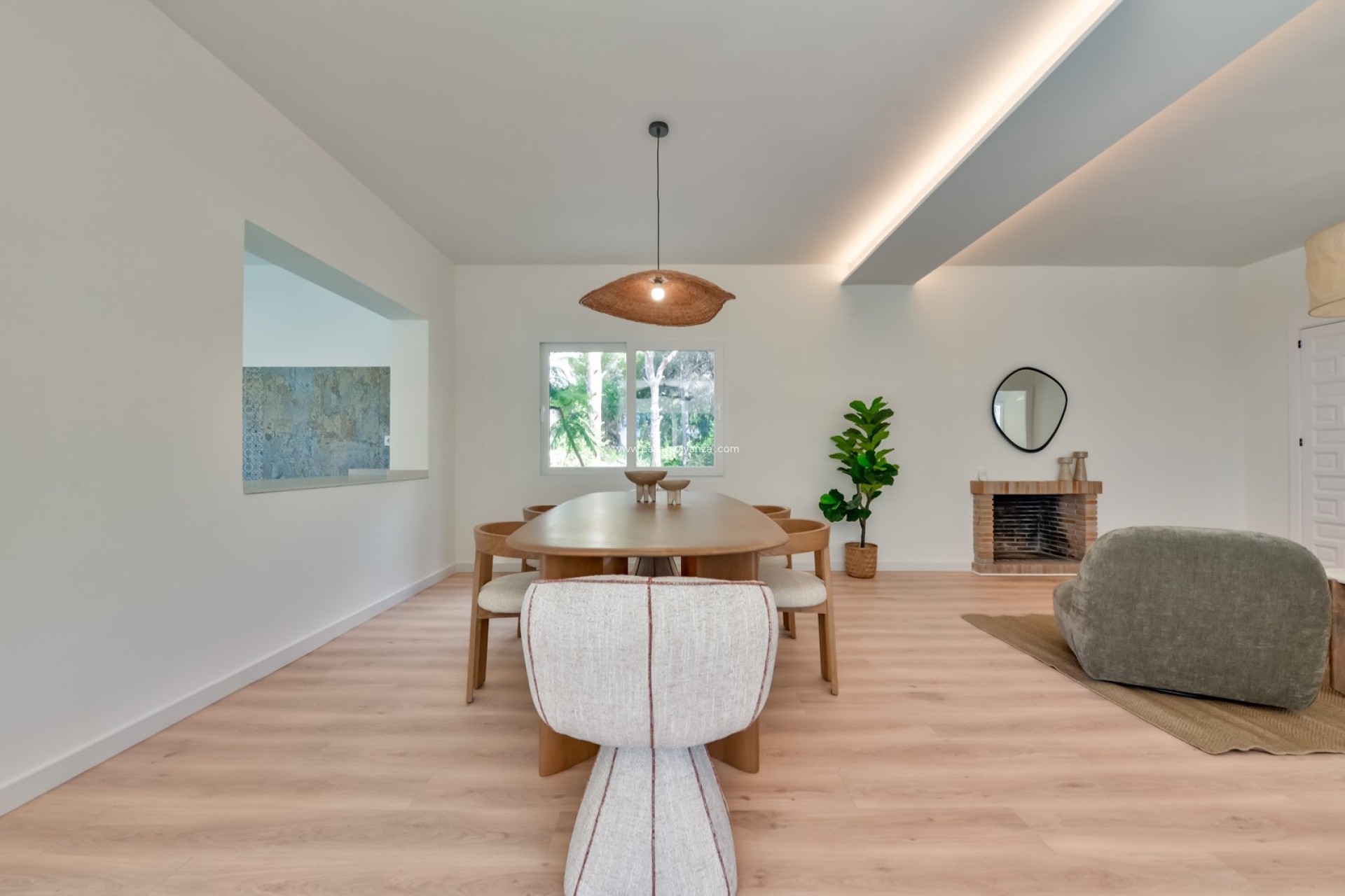 Resale - Villa - Altea