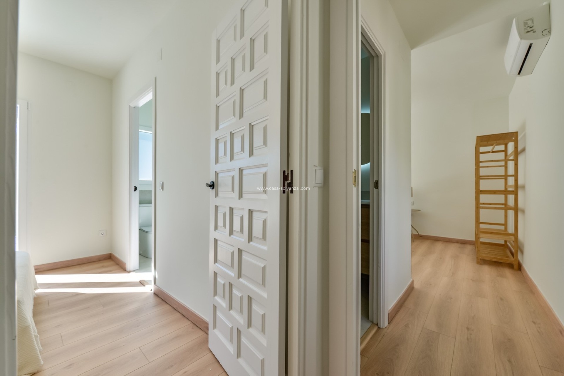 Resale - Villa - Altea