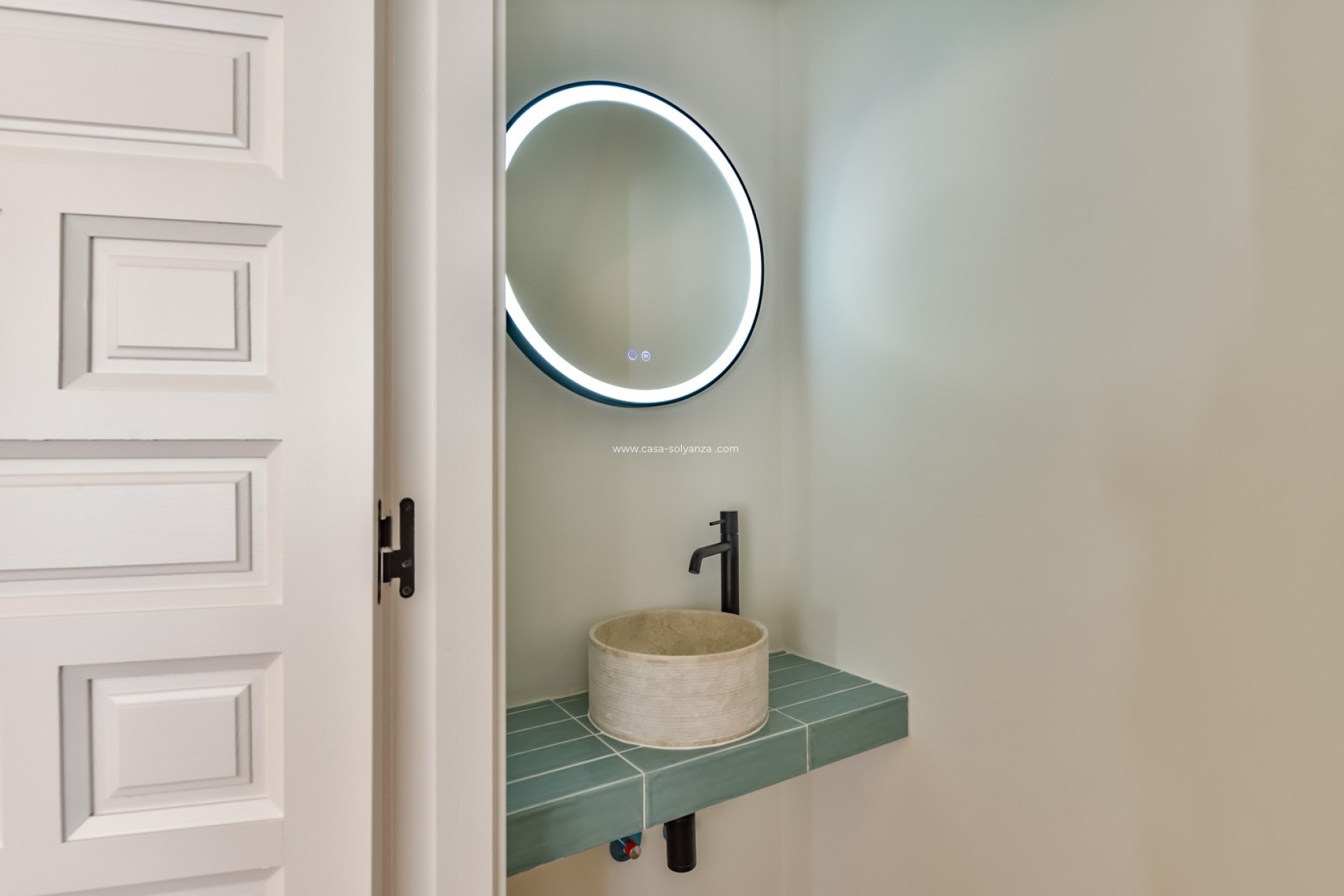 Resale - Villa - Altea