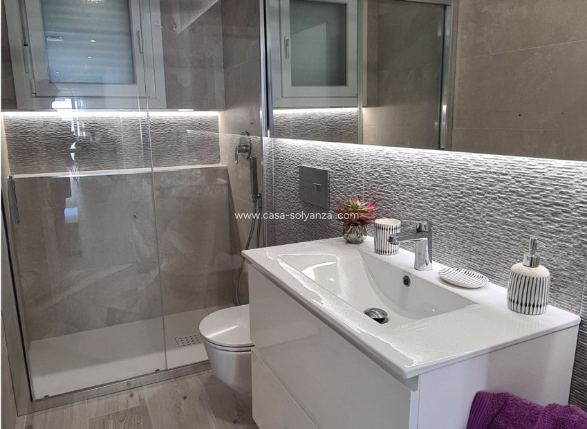 Resale - Villa - Avileses - 0