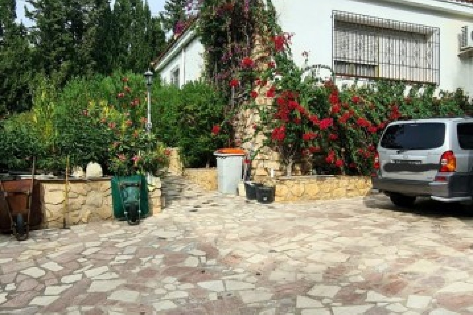 Resale - Villa - Benidorm - Costa Blanca