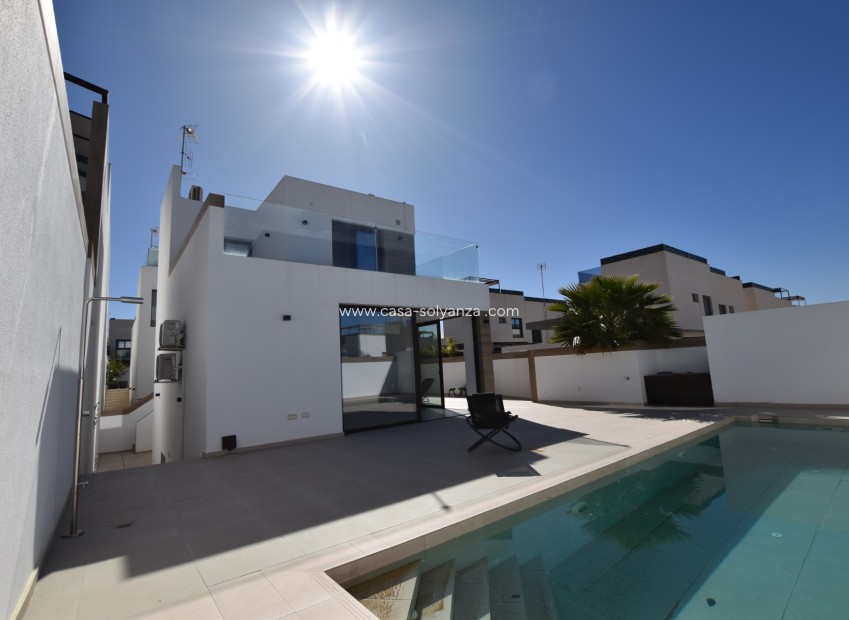 Resale - Villa - Benijofar - Costa Blanca