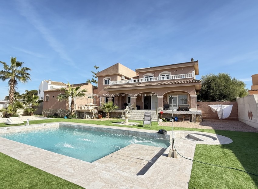 Resale - Villa - Benijofar - Costa Blanca