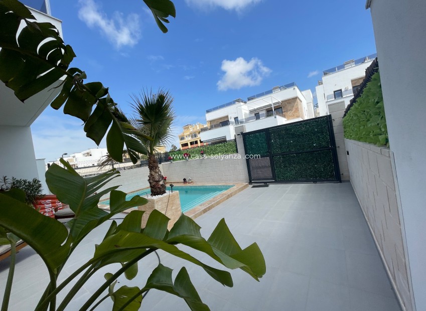 Resale - Villa - Benijofar - Costa Blanca
