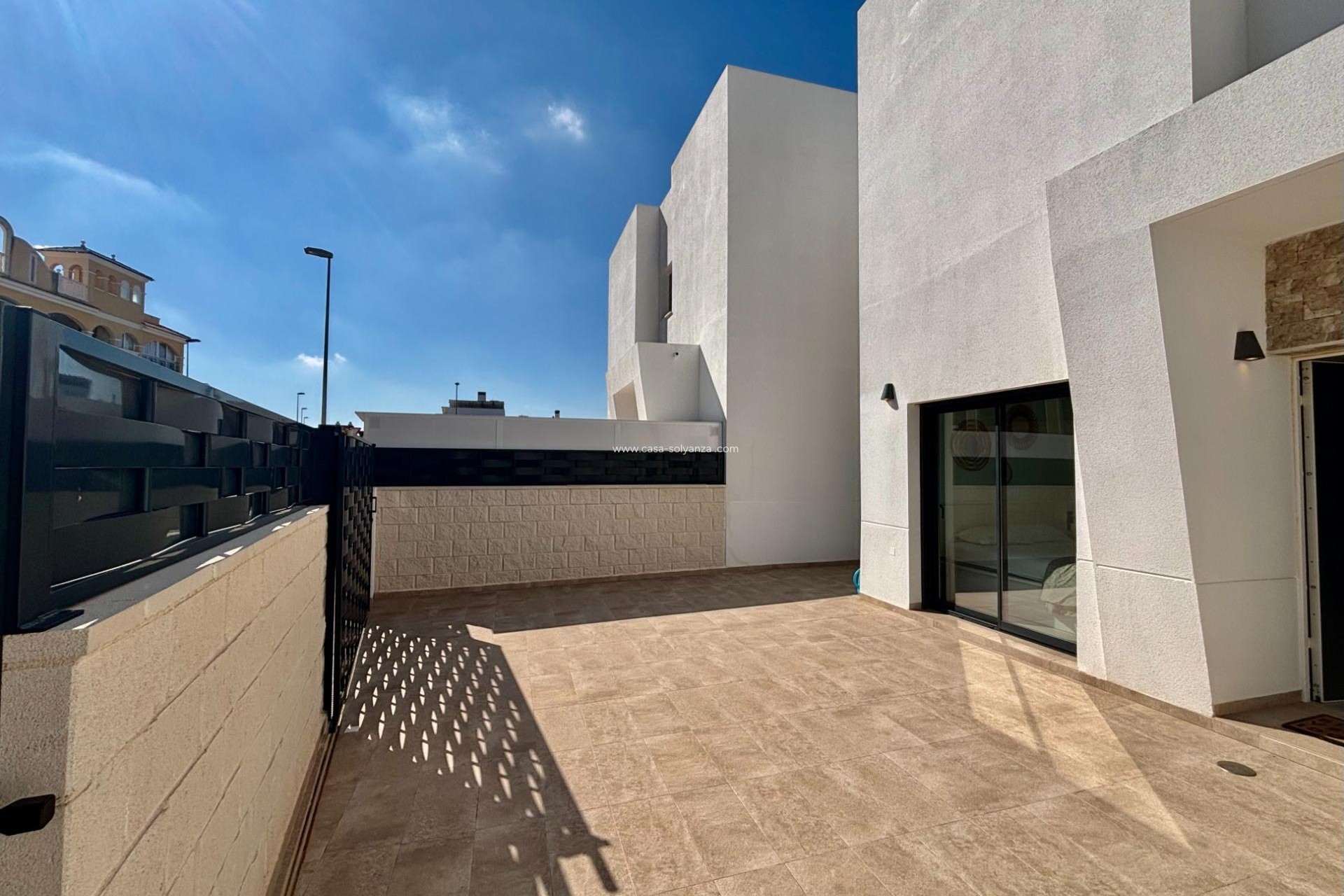 Resale - Villa - Benijofar - Pueblo 4