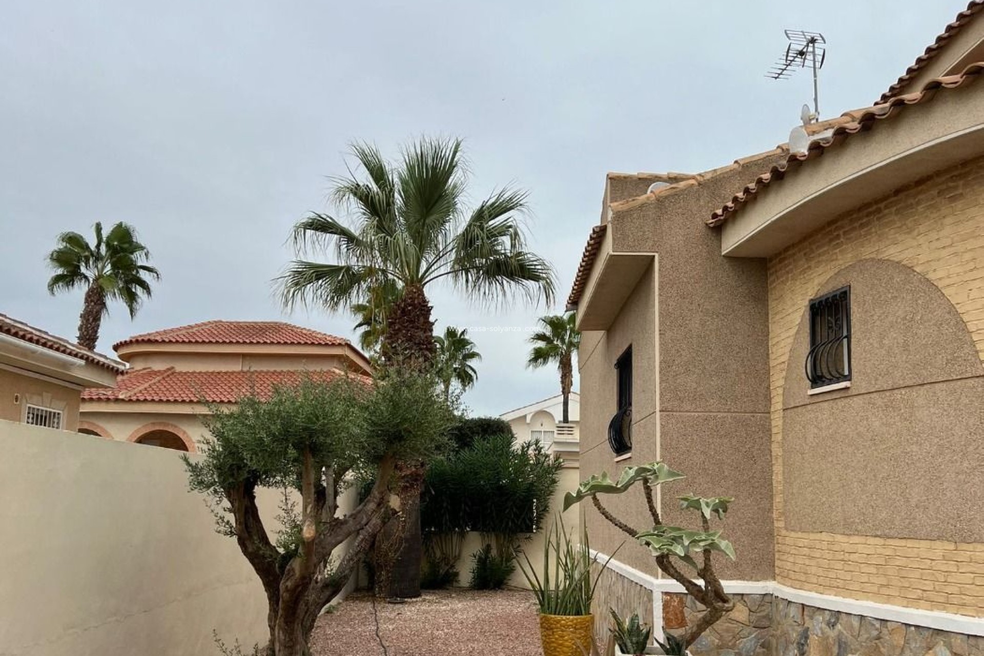 Resale - Villa - Benijofar - Urbanizacion Monteazul