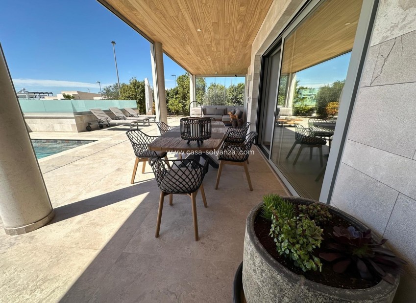 Resale - Villa - Benijofar