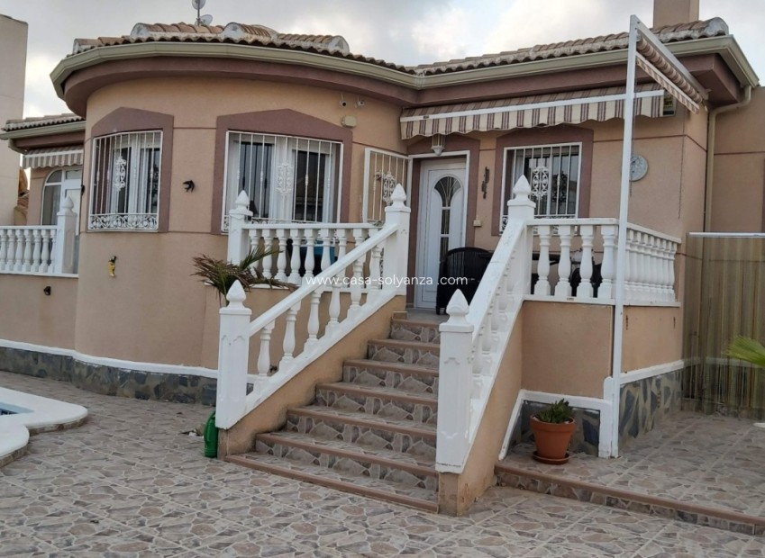 Resale - Villa - Benimar - Costa Blanca