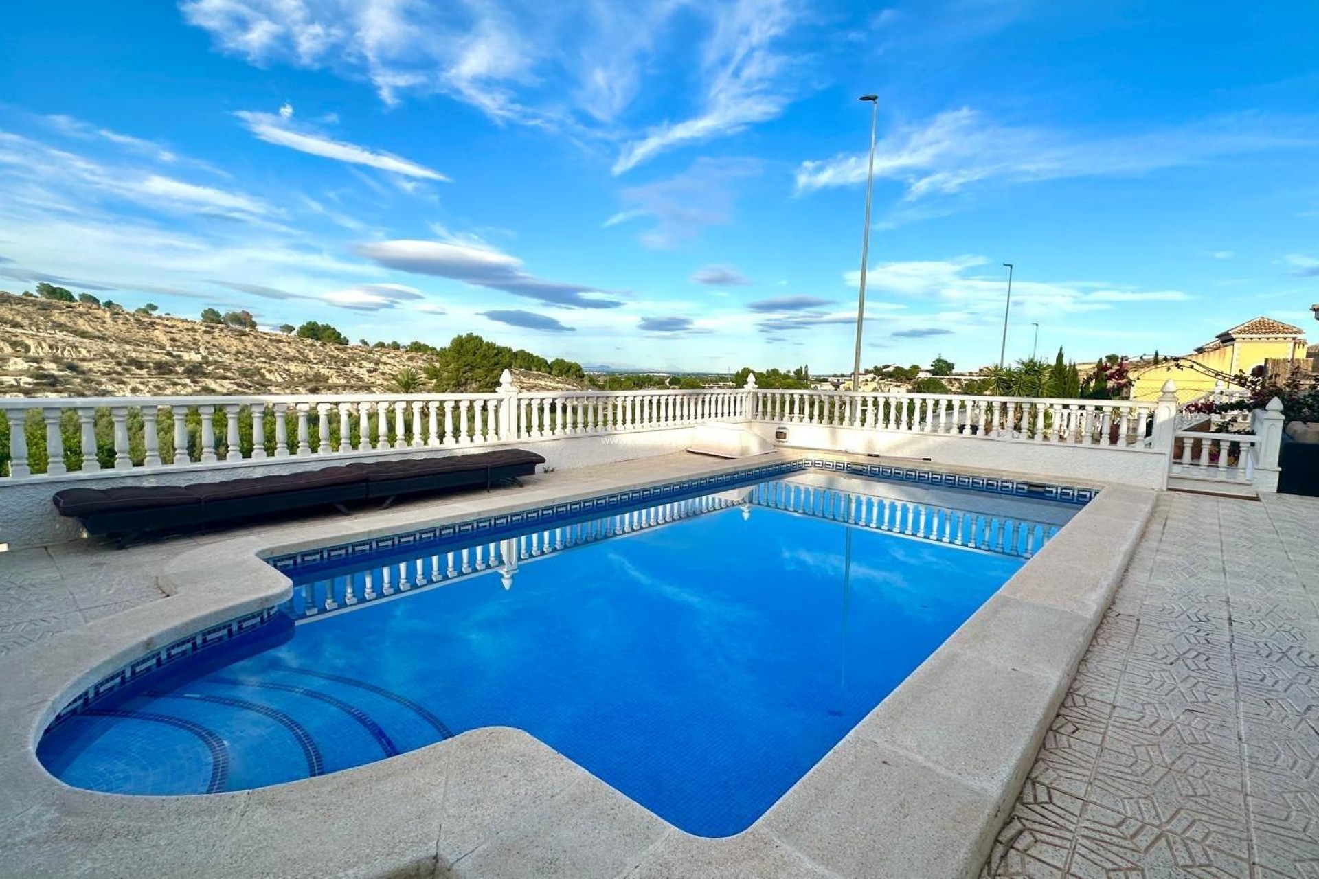 Resale - Villa - Bigastro - Comunidad Valenciana