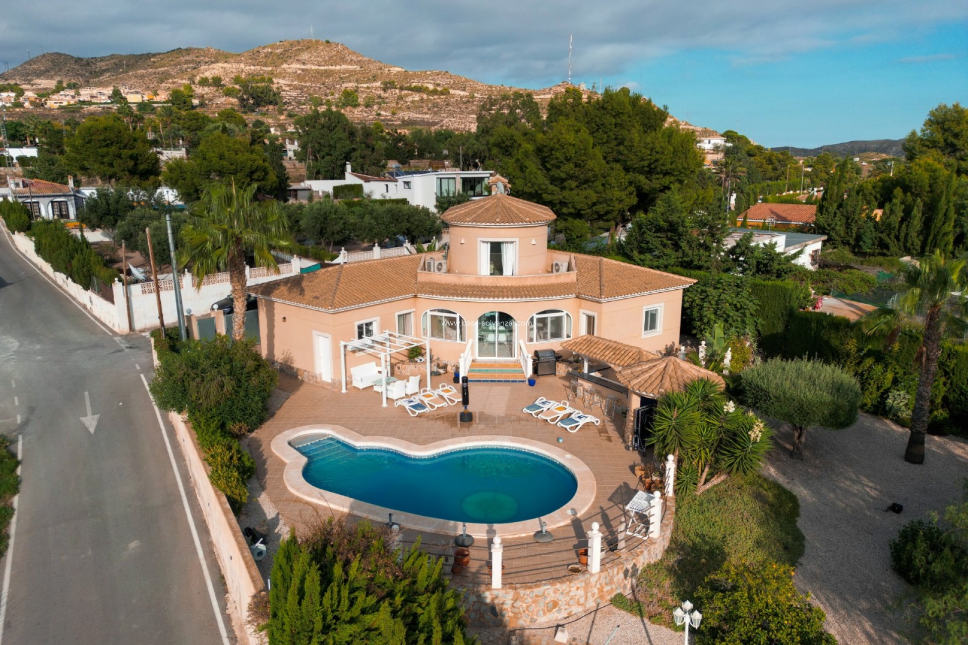 Resale - Villa - Busot - Costa Blanca