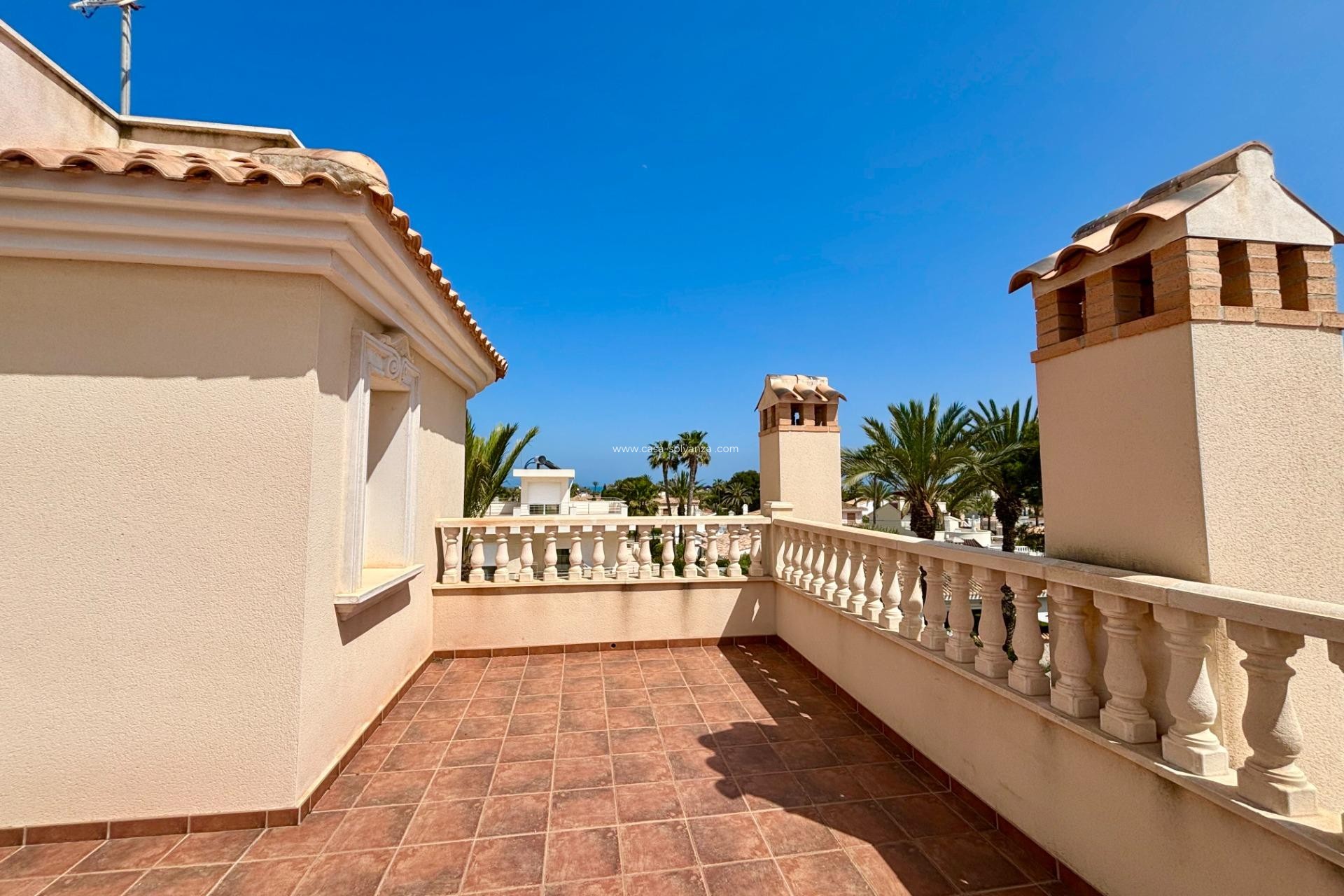 Resale - Villa - Cabo Roig - Costa Blanca