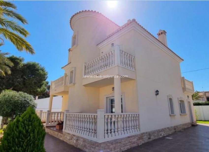Resale - Villa - Cabo Roig - Costa Blanca