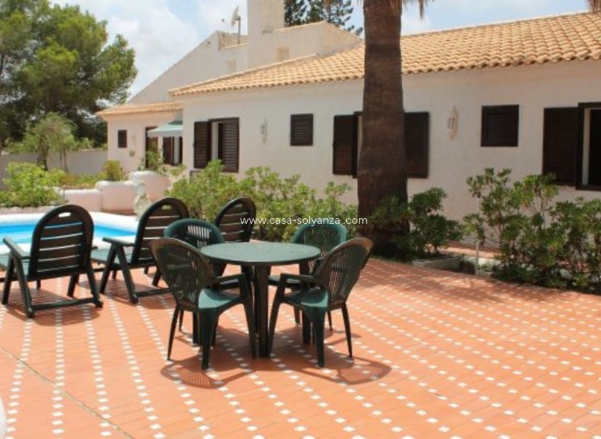 Resale - Villa - Cabo Roig - Costa Blanca