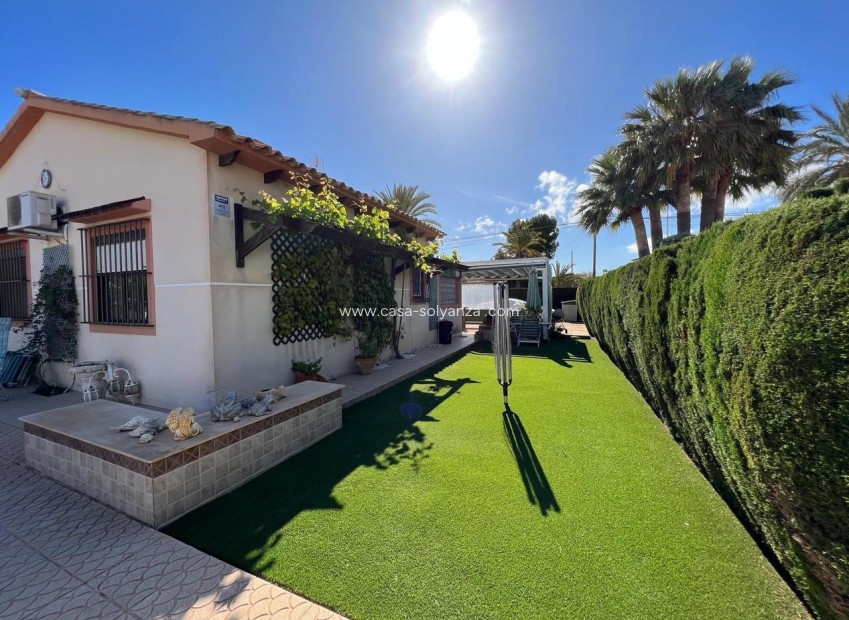 Resale - Villa - Cabo Roig - Costa Blanca
