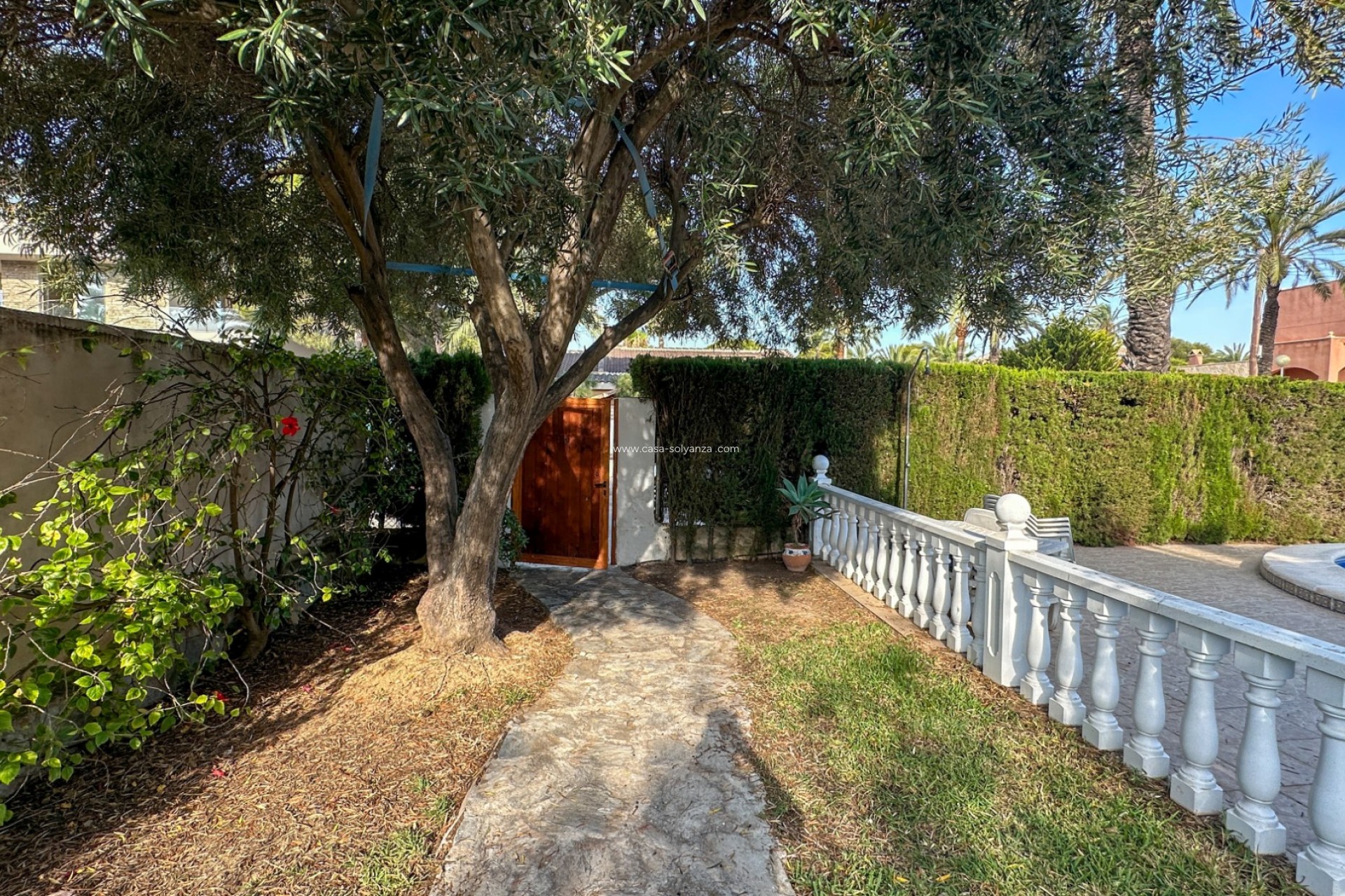 Resale - Villa - Cabo Roig - Costa Blanca