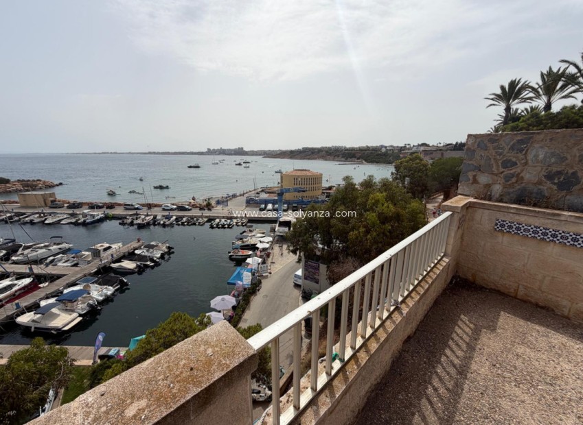 Resale - Villa - Cabo Roig - Orihuela Costa