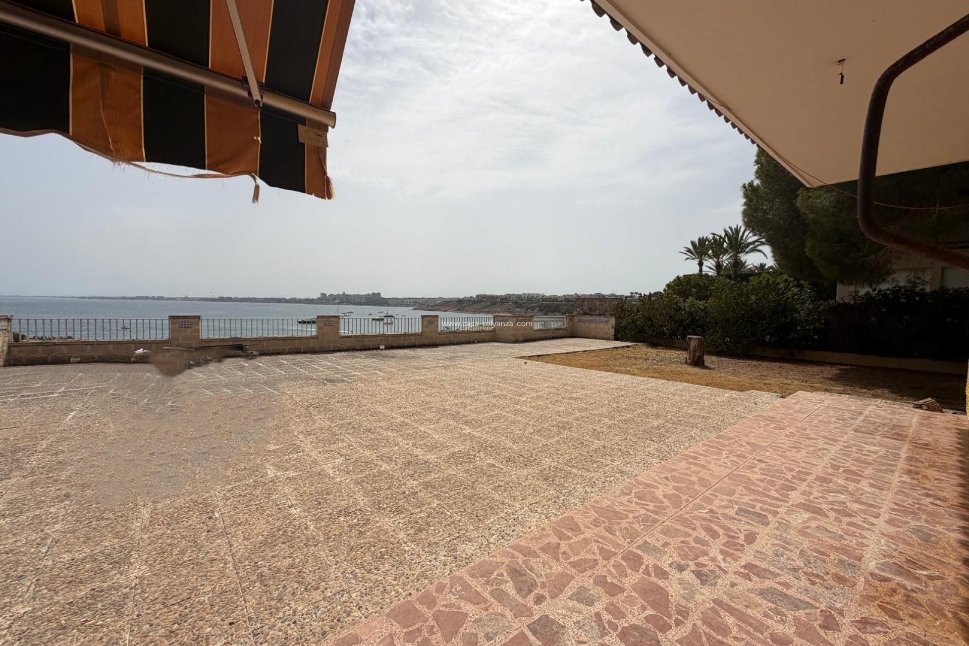 Resale - Villa - Cabo Roig - Orihuela Costa