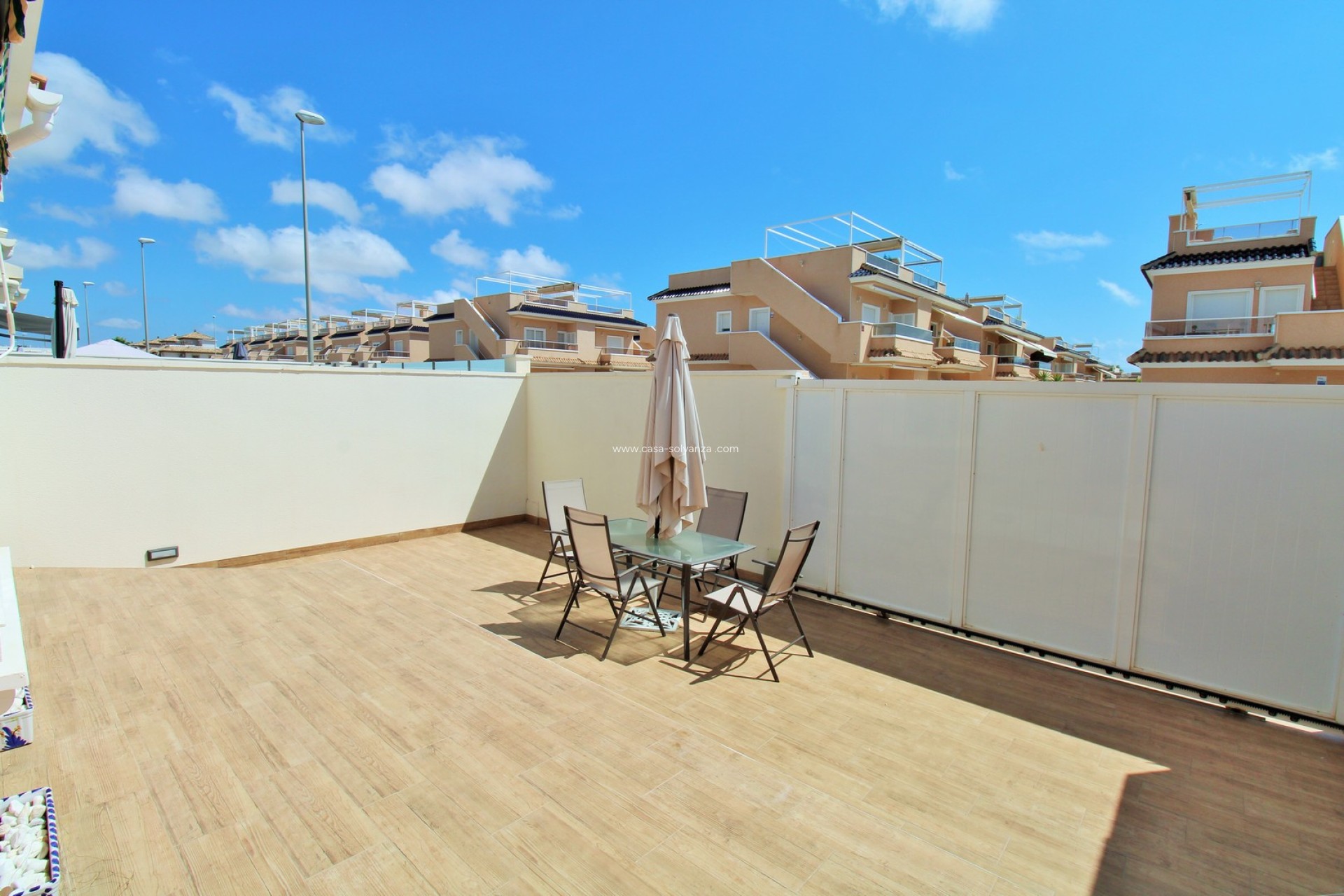 Resale - Villa - Cabo Roig