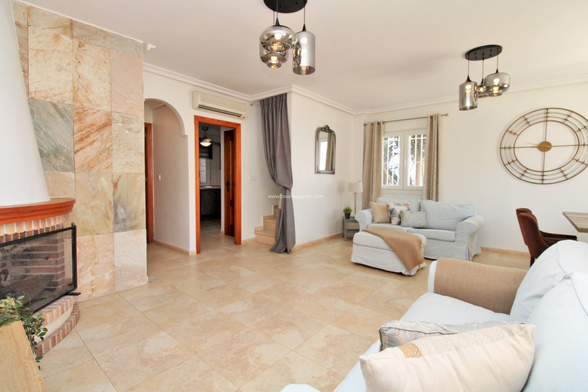 Resale - Villa - Cabo Roig