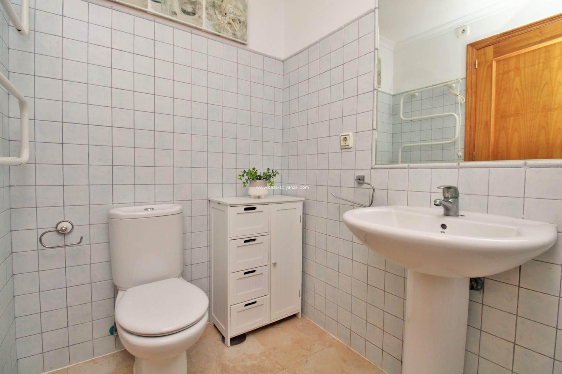 Resale - Villa - Cabo Roig