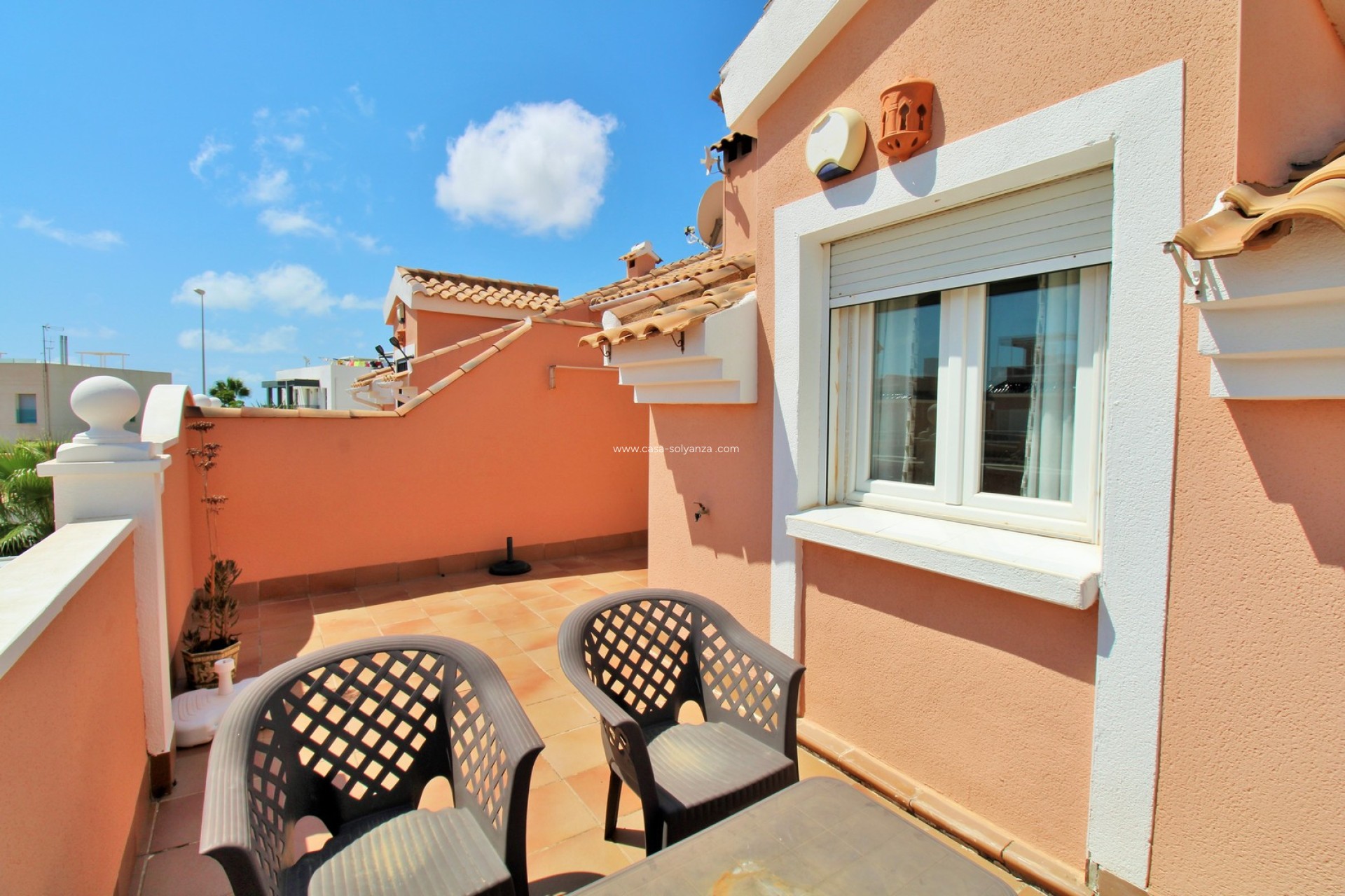 Resale - Villa - Cabo Roig