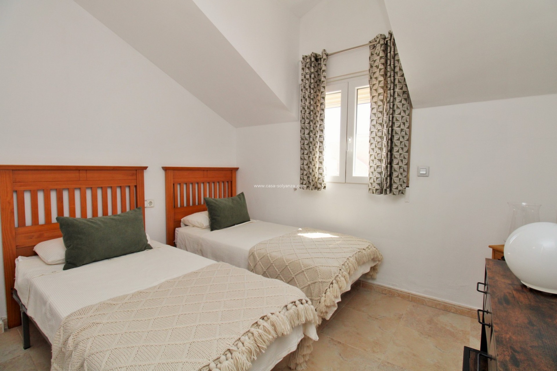 Resale - Villa - Cabo Roig