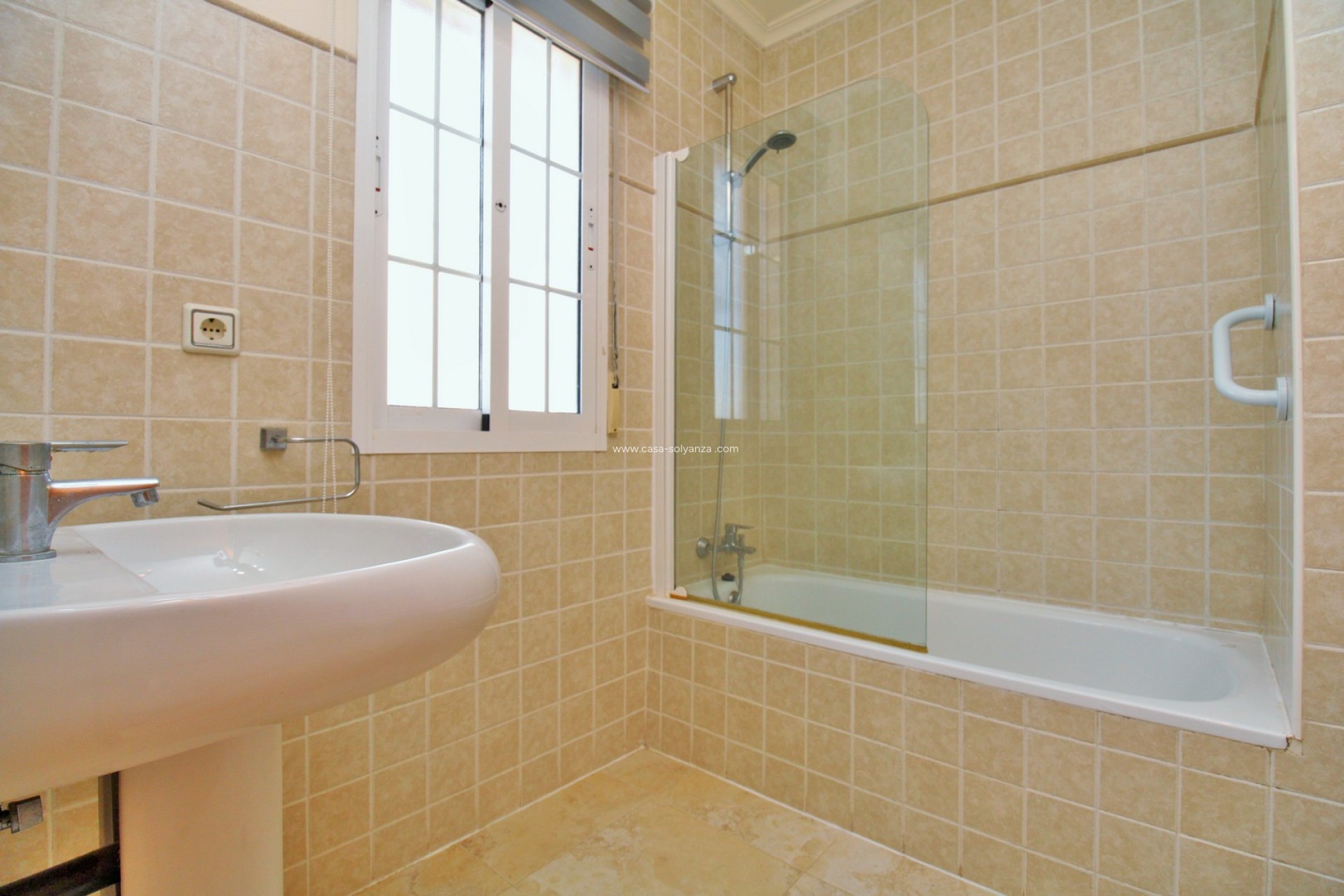 Resale - Villa - Cabo Roig