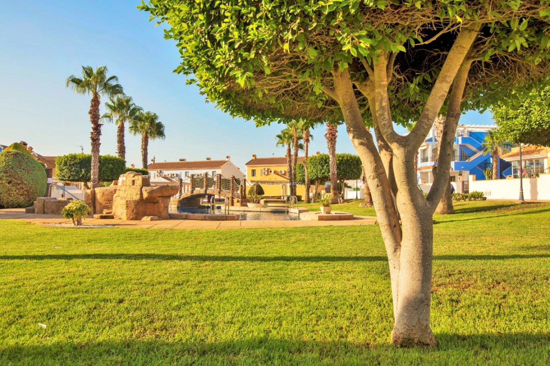 Resale - Villa - Cabo Roig
