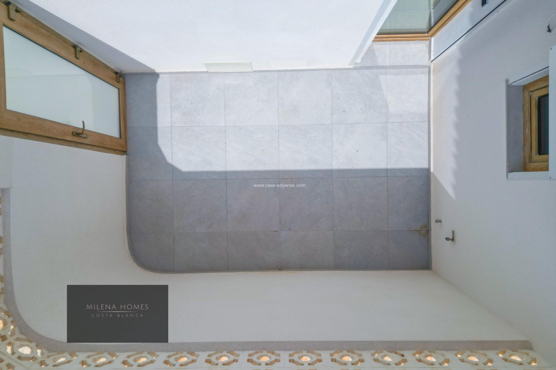 Resale - Villa - Cabo Roig