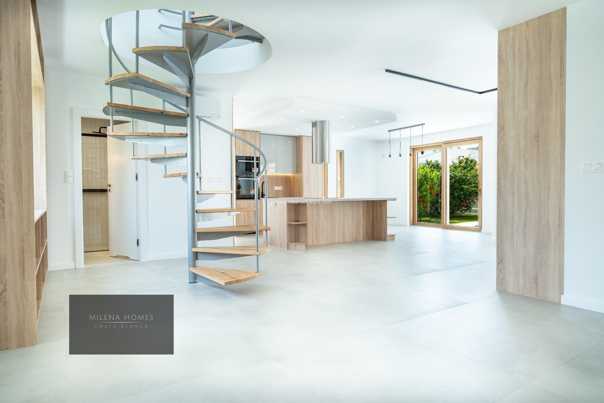 Resale - Villa - Cabo Roig