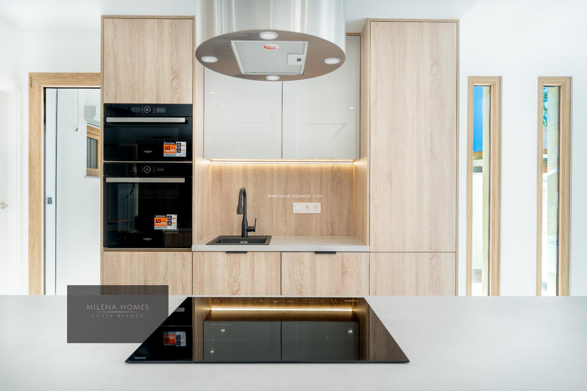 Resale - Villa - Cabo Roig