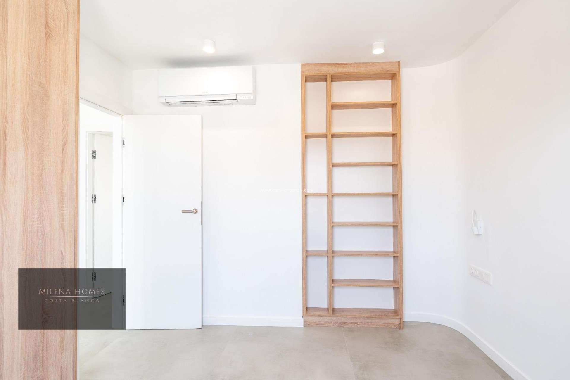 Resale - Villa - Cabo Roig