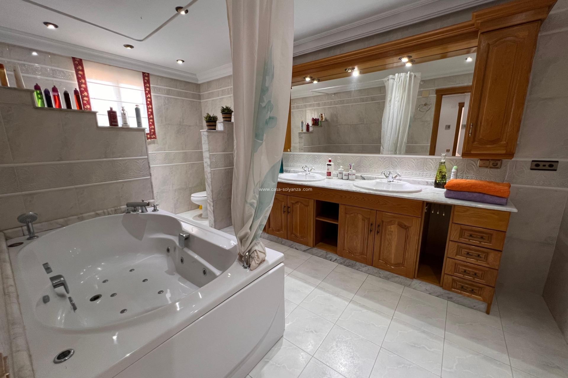 Resale - Villa - Callosa de Segura - Callosa De Segura