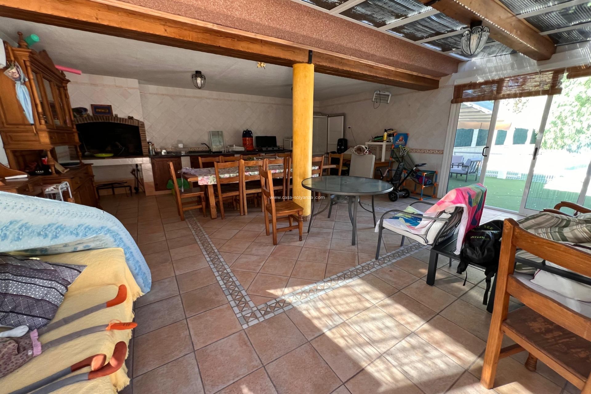 Resale - Villa - Callosa de Segura - Callosa De Segura