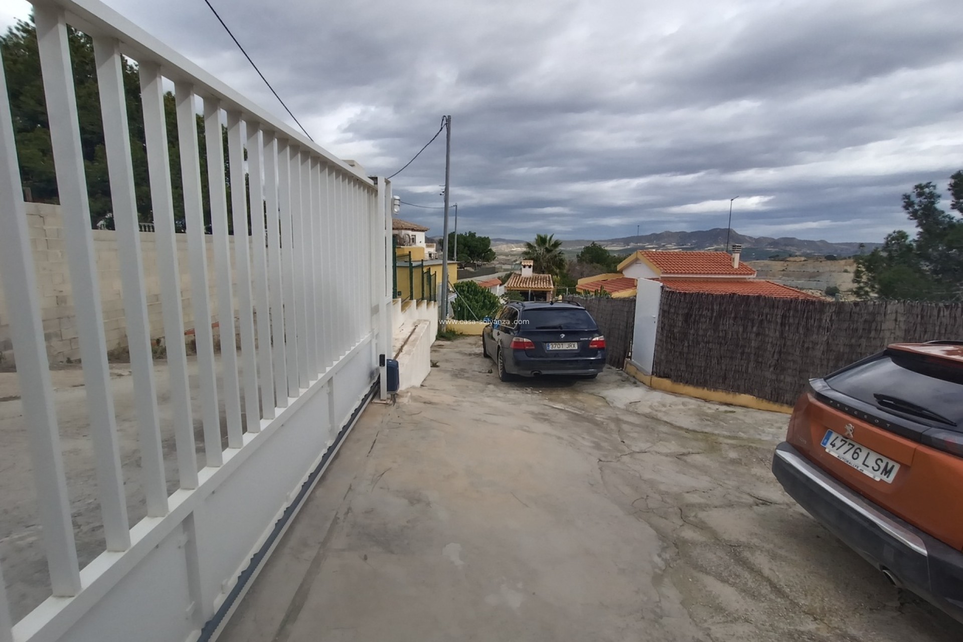 Resale - Villa - Canadas De San Pedro - Inland