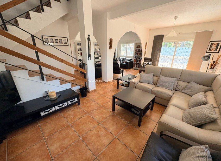 Resale - Villa - Canadas De San Pedro - Inland