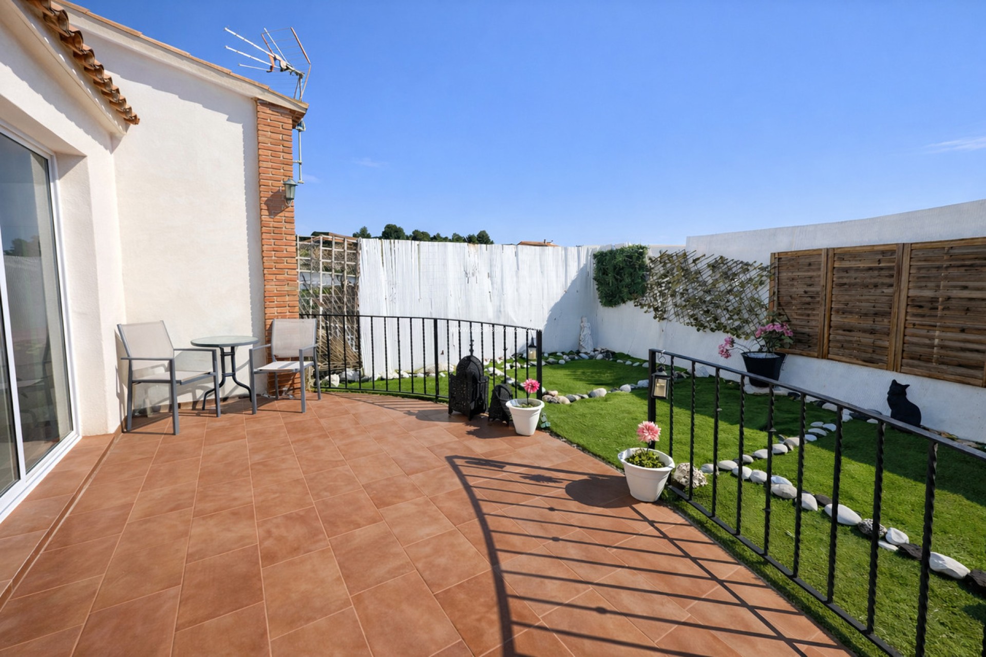 Resale - Villa - Castalla - Costa Blanca