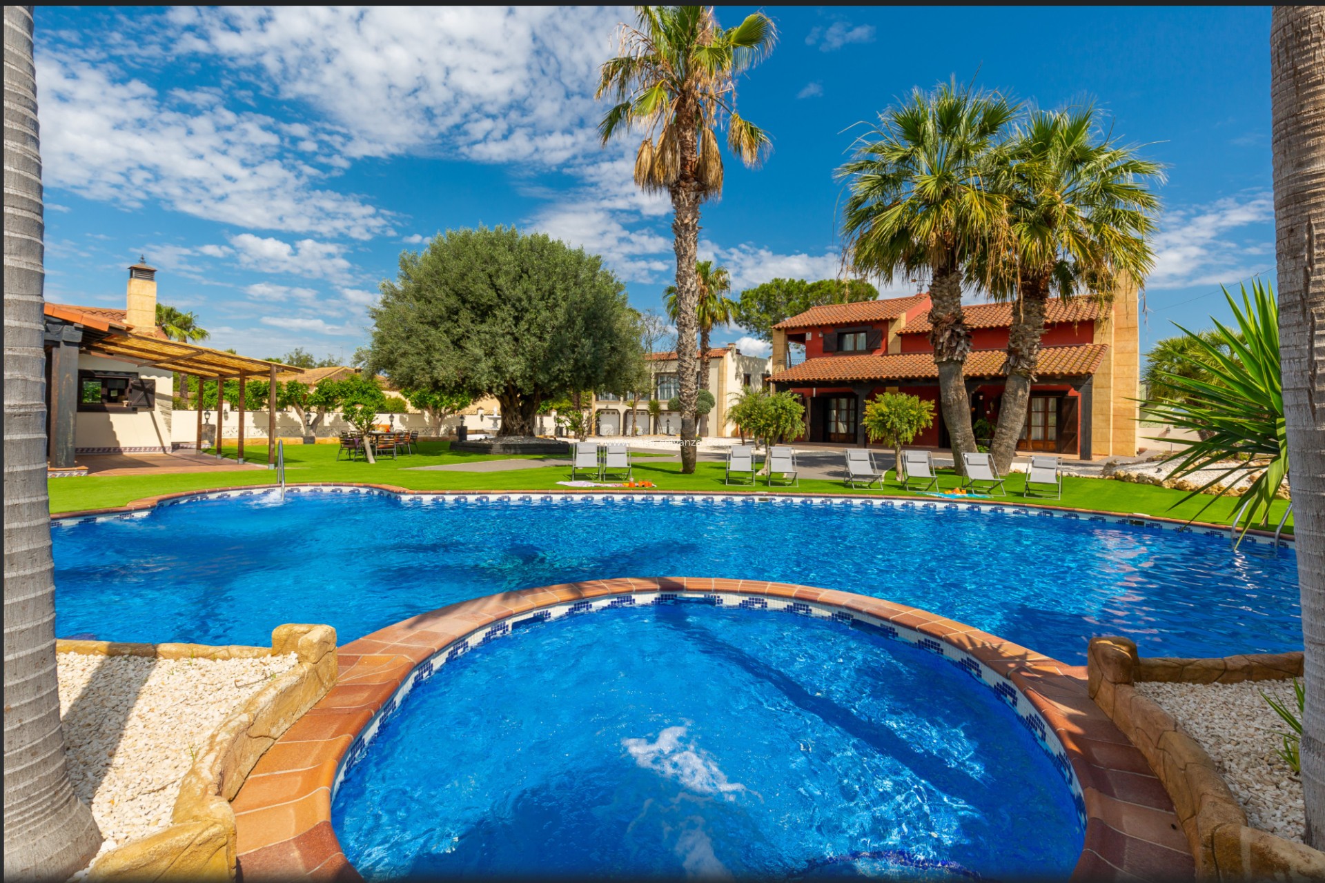 Resale - Villa - Catral - 0