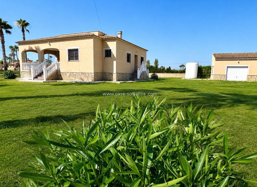 Resale - Villa - Catral - Costa Blanca
